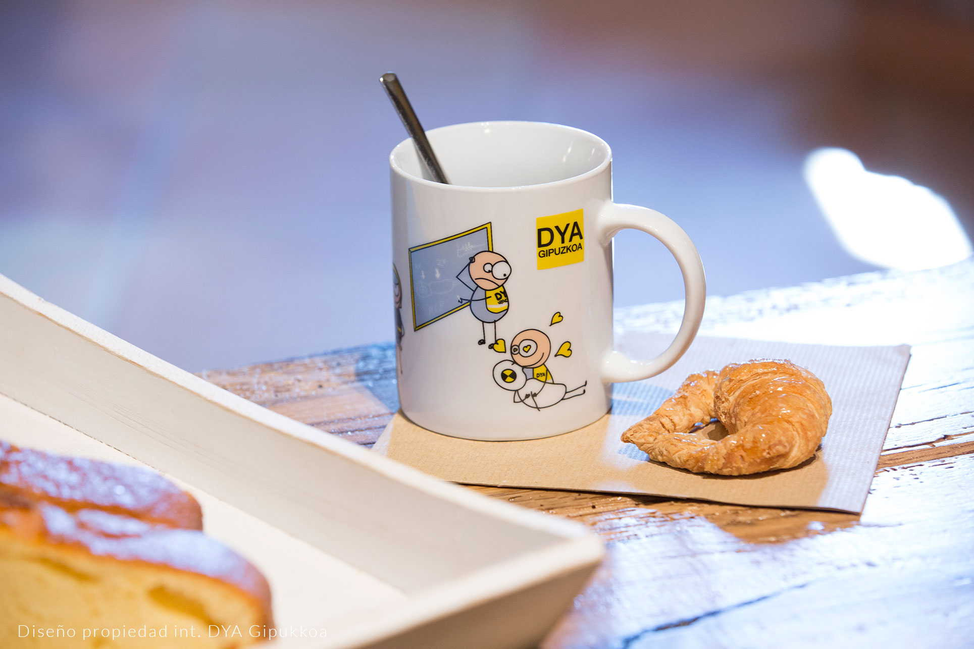 Tasses mug avec logo decoration décalcomanie vitrifiable